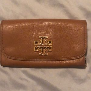 Tory Burch wallet